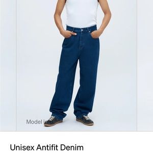 Kotn unisex anti fit denim size 4